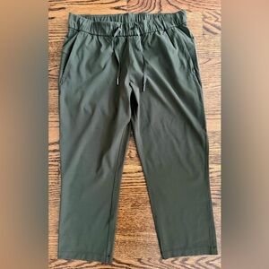 Lululemon Athletica Green Ankle Pants